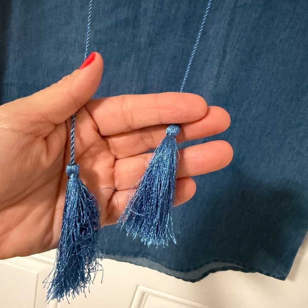 Alex & Parker Chambray Tassel Tie Sleeveless Top Size S Boho - Picture 5 of 9